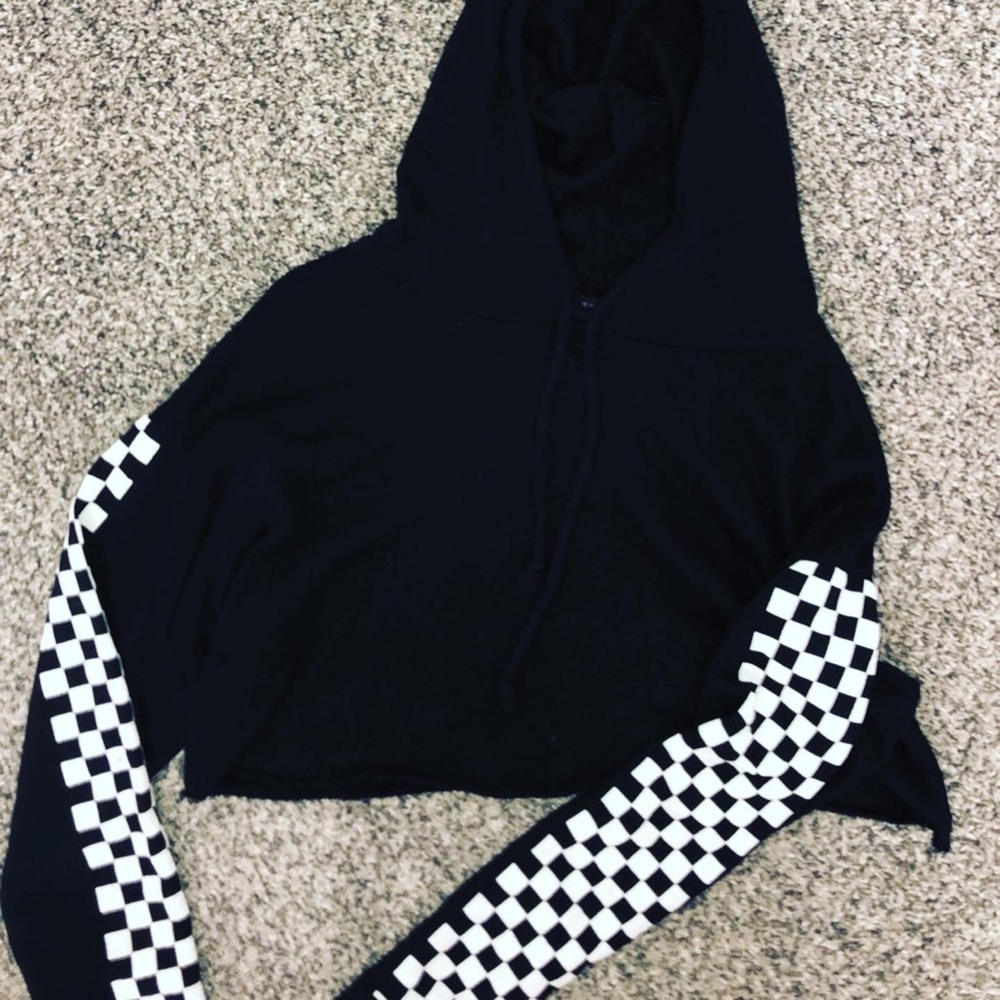 Cropped checkered hoodie